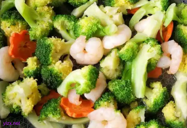 钟南山提醒不要为节约吃剩饭剩菜,无效节约“伤胃” 钟南山提醒不要为节约吃剩饭剩菜,无效节约“伤胃”