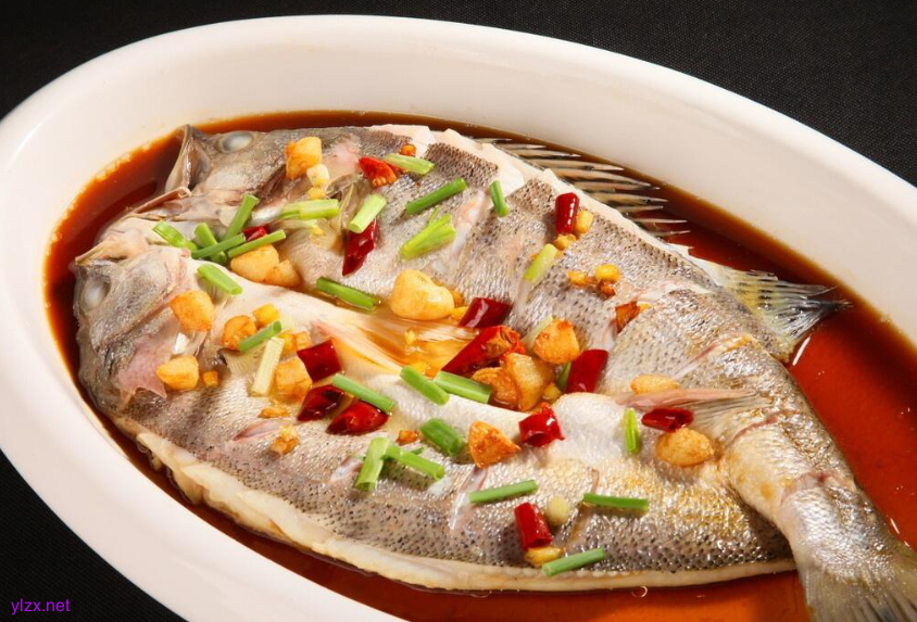 钟南山提醒不要为节约吃剩饭剩菜,无效节约“伤胃” 钟南山提醒不要为节约吃剩饭剩菜,无效节约“伤胃”