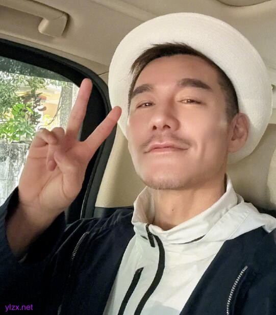 胡兵自曝完成胆囊切除手术 已出院工作