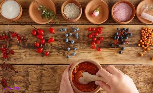 枸杞子是补肾阴虚还是补肾阳虚?夏季燥热男性能常吃枸杞吗? 枸杞子是补肾阴虚还是补肾阳虚?夏季燥热男性能常吃枸杞吗?