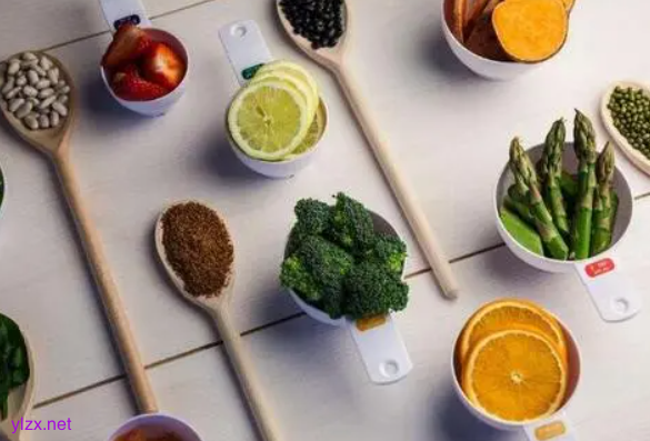 立夏孕妇饮食重在养心，多吃“1瓜3果”清热下火还通便润肠