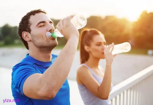 夏季综合征是什么?(夏季综合征吃什么好得快?)