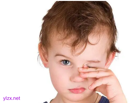 夏天宝宝经常眼睛痒就该警惕了!眼红过敏性结膜炎千万别扛着